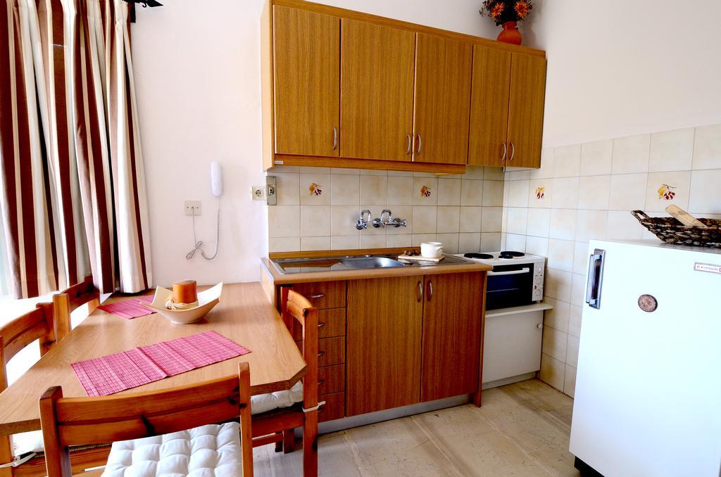 Golden Apartments Ayos Nikolaos Dış mekan fotoğraf