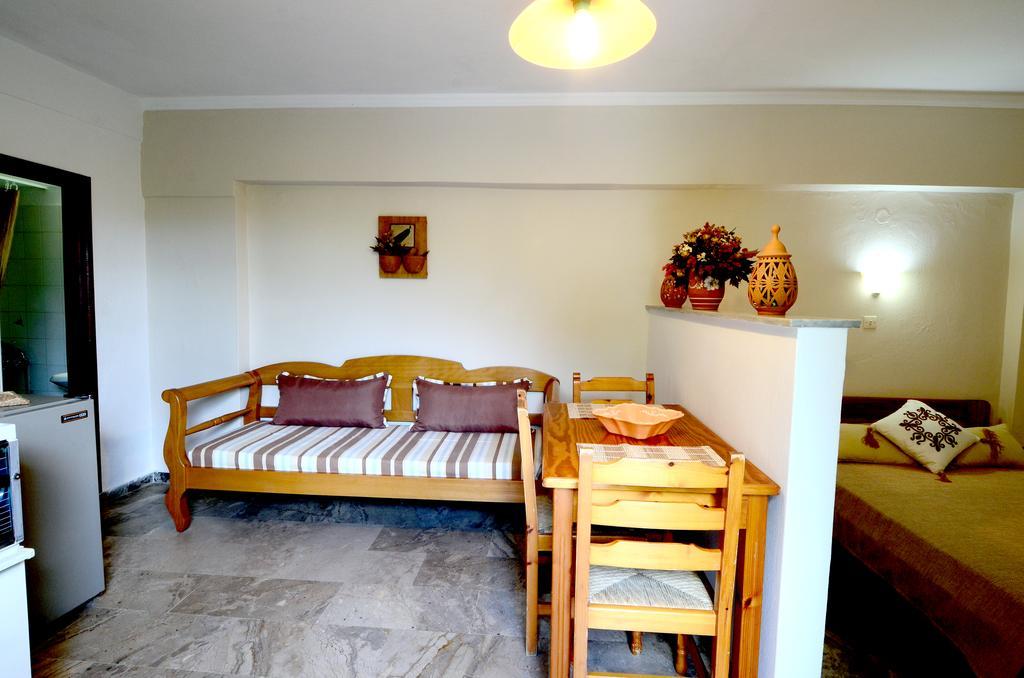 Golden Apartments Ayos Nikolaos Dış mekan fotoğraf