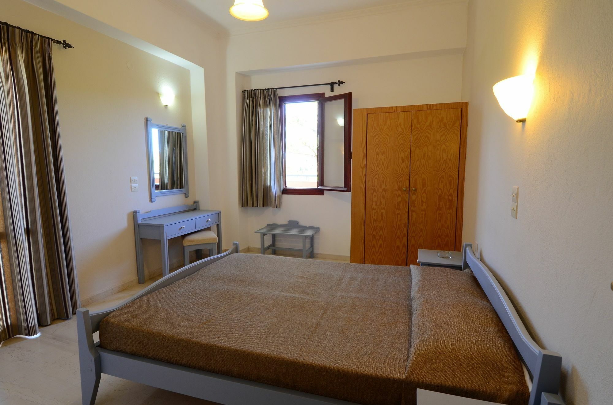 Golden Apartments Ayos Nikolaos Dış mekan fotoğraf
